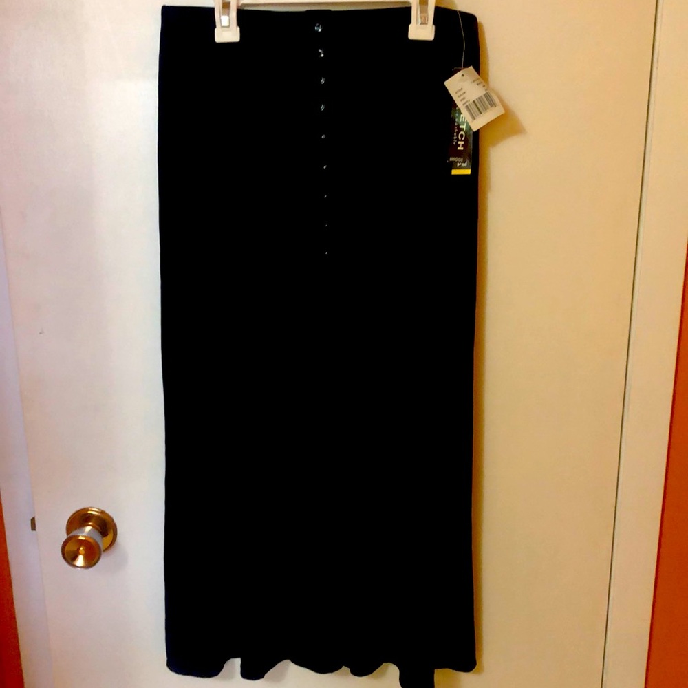Briggs New York Black Skirt